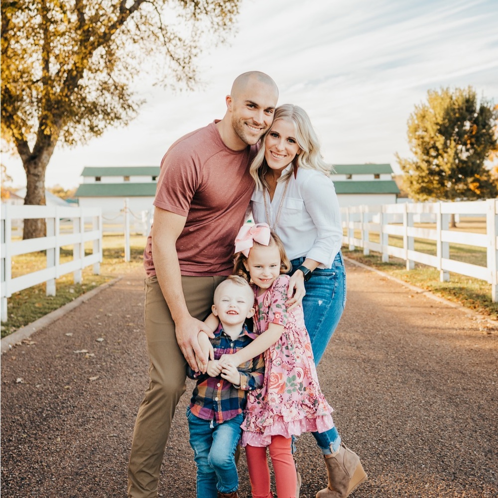 Meet your Posher, Kara